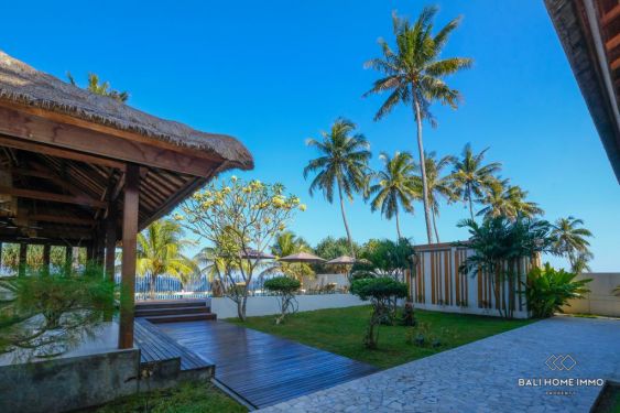 Image 4 from VILA 4 KAMAR TIDUR TEPI PANTAI DIJUAL HAK MILIK DI LOMBOK