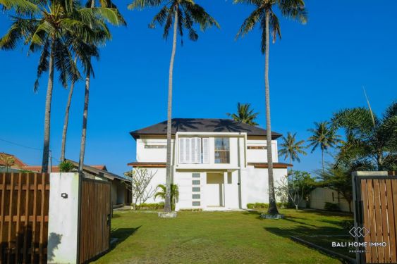 Image 16 from VILA 4 KAMAR TIDUR TEPI PANTAI DIJUAL HAK MILIK DI LOMBOK