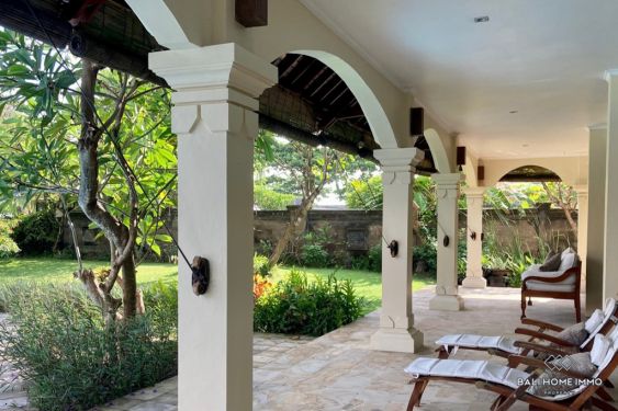 Image 17 from Beachfront 5 Bedroom Villa for Sale Freehold in Bali Ketewel