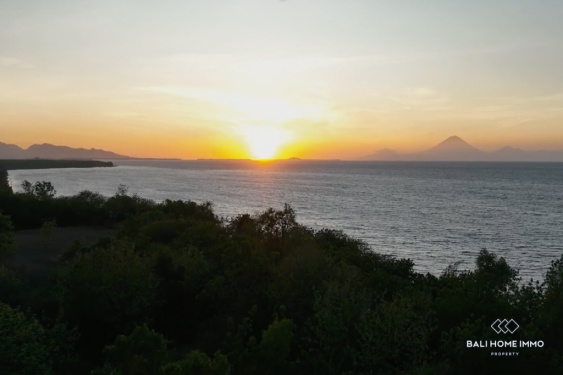 Image 4 from Tanah Tepi Pantai Dijual dengan Hak Milik di Lombok