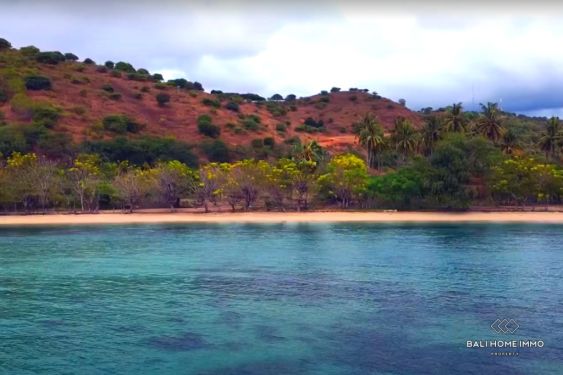 Image 5 from Beachfront Land for Sale Freehold in Sumbawa
