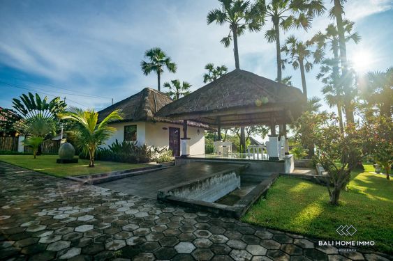 Image 7 from Station balnéaire de 16 chambres à vendre avec bail à Amed Bali