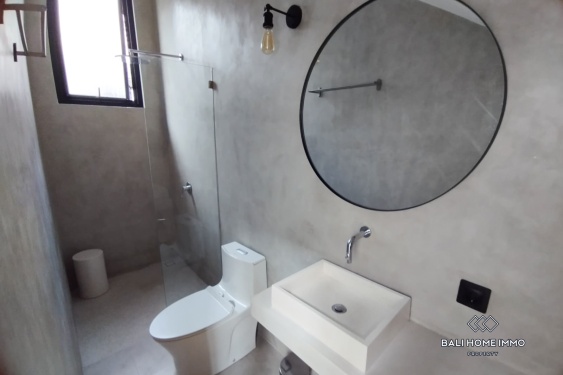 Image 11 from Apartemen loteng 1 kamar yang indah untuk disewa di Pererenan, Bali.