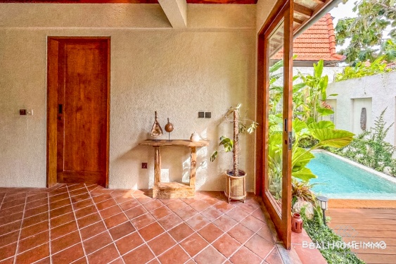 Image 2 from MAGNIFIQUE VILLA TROPICALE 1 CHAMBRE À VENDRE EN BAIL À ULUWATU PECATU
