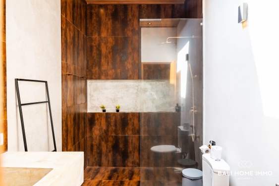 Image 15 from Villa 1 Kamar Tidur Cantik Dijual Hak Milik di Bali Canggu - Batu Bolong