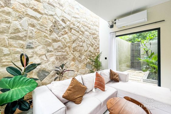 Image 6 from BEAUTIFUL 1 BEDROOM VILLA FOR SALE LEASEHOLD IN CENTER OF UNGASAN