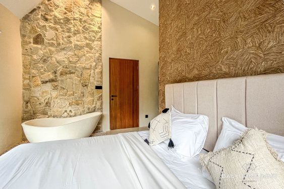 Image 15 from BEAUTIFUL 1 BEDROOM VILLA FOR SALE LEASEHOLD IN CENTER OF UNGASAN