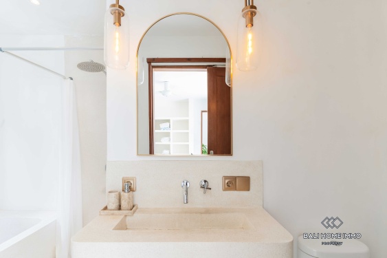 Image 16 from Beautiful 1 Bedroom villa with rooftop for sale leasehold in Canggu Bali