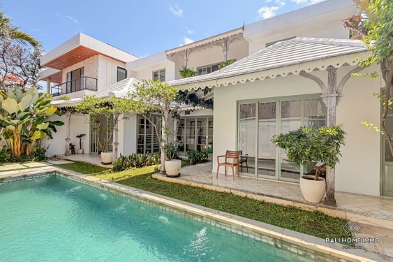 Image 1 from Villa 2 Kamar Dijual Hak Milik di Bali Canggu - Berawa