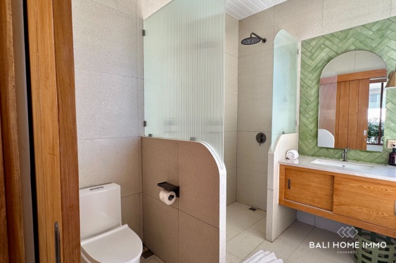Image 14 from VILLA INDAH 2 KAMAR DENGAN PEMANDANGAN LAUT DIJUAL DI UNGASAN