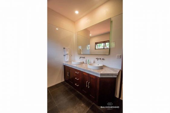 Image 16 from Beautiful 2 Bedroom Villa for Monthly Rentai in Bali Legian