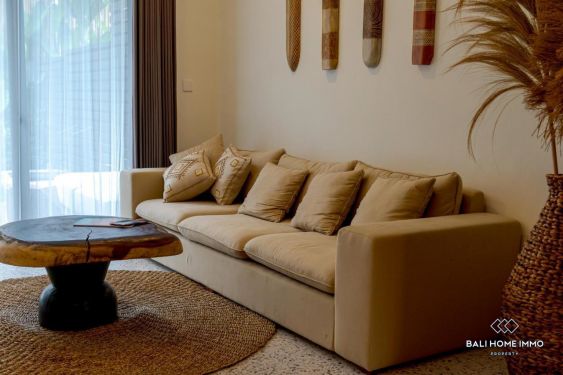 Image 4 from Villa moderne de 2 chambres à vendre avec bail près de la plage de Nelayan Canggu