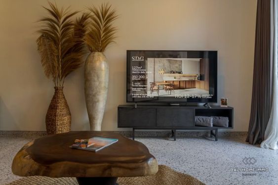 Image 6 from Villa moderne de 2 chambres à vendre avec bail près de la plage de Nelayan Canggu