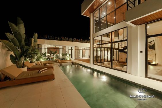Image 2 from Belle villa de 3 chambres à vendre en location à Bali Pererenan
