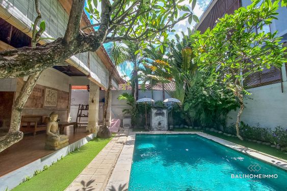 Image 3 from Balinese 2 Bedroom Villa for Sale Leasehold in Bali Seminyak