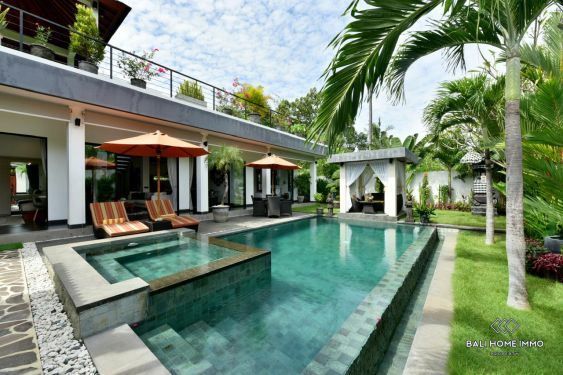 Image 2 from Beautiful 2 Bedrooms villa for sale freehold in Bali North coast amed
