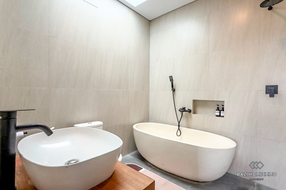 Image 13 from Villa 2 Kamar Cantik Dijual Hak Milik di Bali Pererenan Tumbak Bayuh