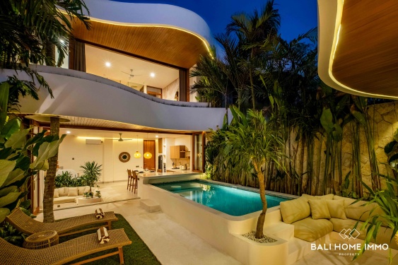 Magnifique villa de 2 chambres avec vue sur l'océan à vendre à Uluwatu, près de la plage d'Alila.