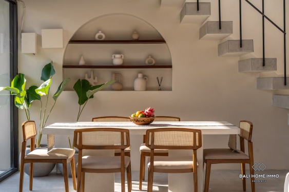 Image 7 from Beautiful 4 bedrooms + 1 office villa for sale leasehold in Bali - Padonan