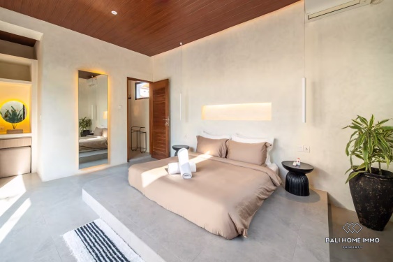 Image 19 from Beautiful 4 bedrooms + 1 office villa for sale leasehold in Bali - Padonan