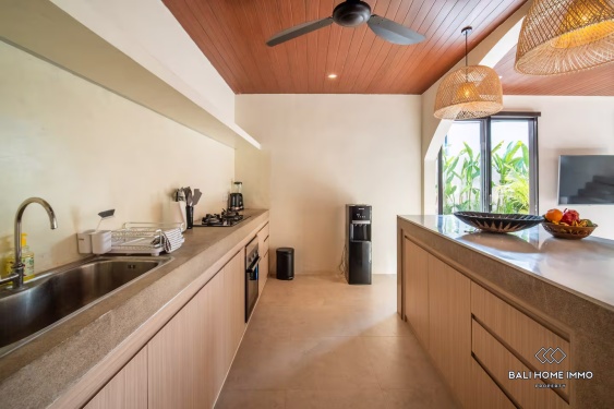 Image 6 from Beautiful 4 bedrooms + 1 office villa for sale leasehold in Bali - Padonan