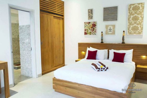 Image 12 from Beautiful 3 Bedroom Villa for Monthly Rental in Bali Seminyak Residential Side