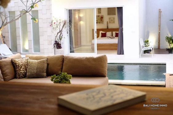 Image 12 from Beautiful 3 Bedroom Villa for Monthly Rental in Bali Seminyak Residential Side
