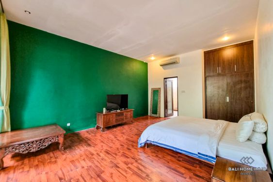 Image 18 from VILLA 3 KAMAR TIDUR YANG CANTIK DIJUAL DENGAN HAK MILIK DI BALI UMALAS