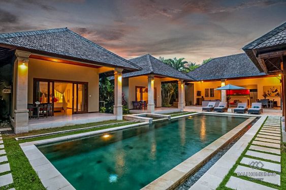 Image 1 from Belle villa de 3 chambres à vendre en pleine propriété à Bali Double Six Seminyak