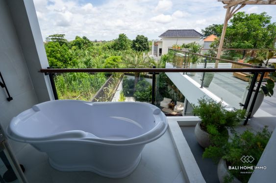 Image 16 from Beautiful 3 bedroom villa for sale leasehold in Bali Canggu Padonan