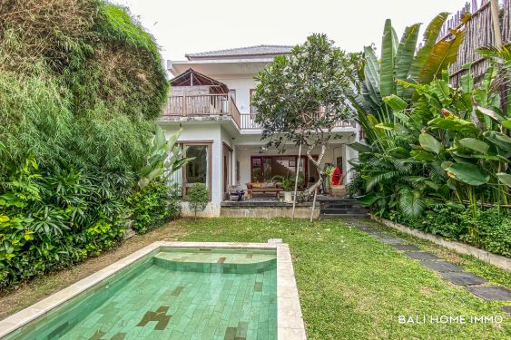 Image 1 from Beautiful 3 Bedroom villa for sale leasehold in Bali - Umalas