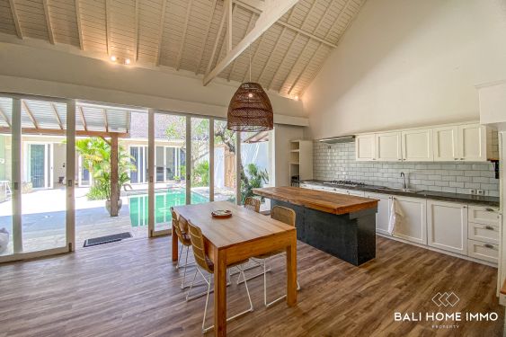 Image 14 from NEWLY RENOVATED BEAUTIFUL 3 BEDROOM VILLA FOR RENTAL IN BALI CANGGU BERAWA