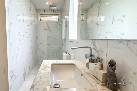 Image 20 from Vila indah 3 kamar untuk disewa bulanan di Pererenan, Bali.