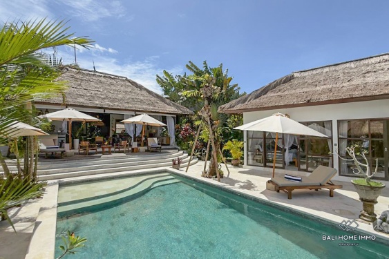 Image 1 from Beautiful 3 Bedrooms villa for monthly rentals in Bali Canggu padonan