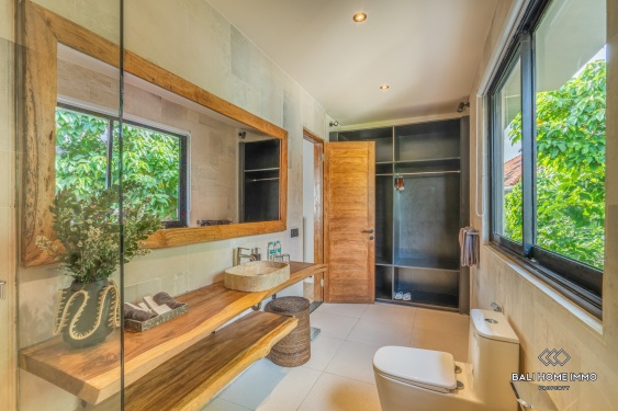 Image 20 from Villa indah 3 kamar dijual dengan status hak milik di Bali - Umalas