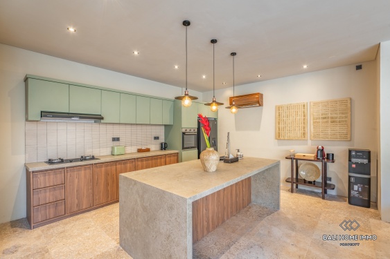 Image 9 from Villa indah 3 kamar dijual dengan status hak milik di Bali - Umalas