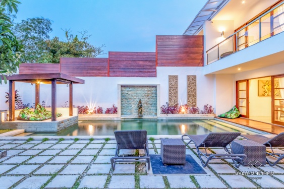 Image 4 from Belle villa de 3 chambres à vendre à Bali - Seminyak