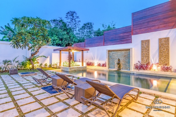 Image 3 from Beautiful 3 Bedrooms villa for sale in Bali - Seminyak