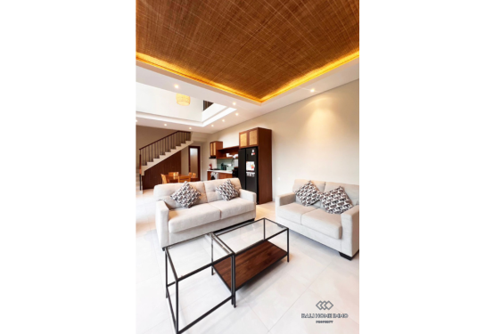 Image 4 from Beautiful 3 Bedrooms villa for yearly rental in Bali Canggu Batu Bolong