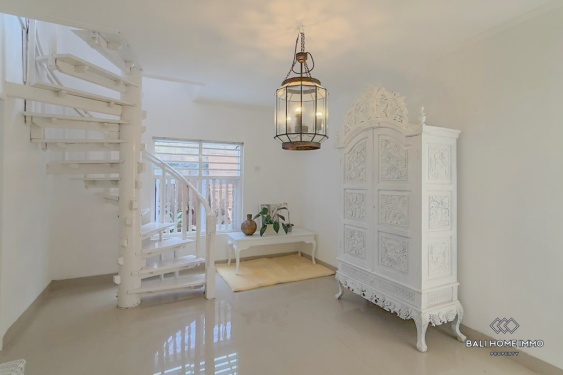 Image 11 from Villa 3 kamar yang indah untuk disewakan tahunan di Bali Dekat pantai mertasari Sanur