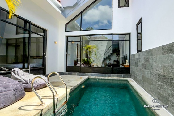 Image 1 from Beautiful 3 Bedrooms villa for Yearly rental in Bali Near Umalas and Berawa
