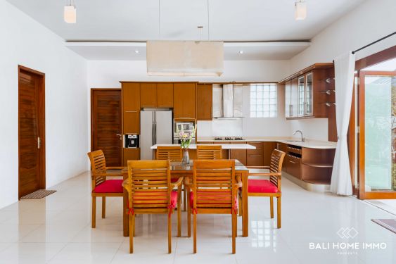 Image 13 from VILLA 3 KAMAR TIDUR YANG INDAH DENGAN PEMANDANGAN LAUT UNTUK DIJUAL SECARA HAK MILIK DI UNGASAN