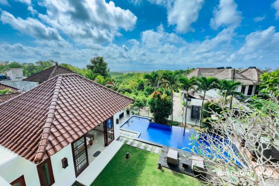 Image 8 from VILLA 3 KAMAR TIDUR YANG INDAH DENGAN PEMANDANGAN LAUT UNTUK DIJUAL SECARA HAK MILIK DI UNGASAN