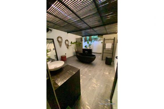 Image 17 from Dijual dan Disewakan Vila 4 Kamar yang Indah di Bali Berawa