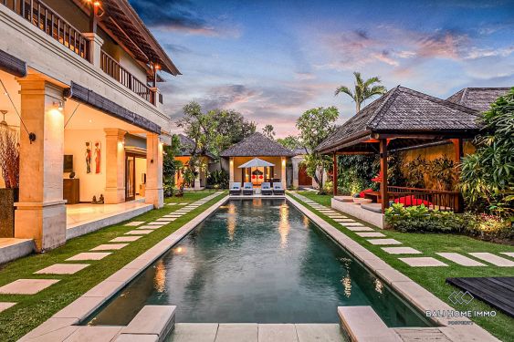 Image 1 from Belle villa de 4 chambres à vendre en pleine propriété à Bali Double Six Seminyak
