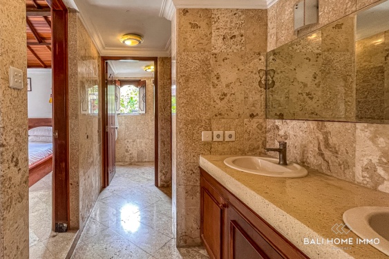 Image 19 from BEAUTIFUL 4 BEDROOMS FAMILY VILLA FOR SALE NEAR MELASTI BEACH