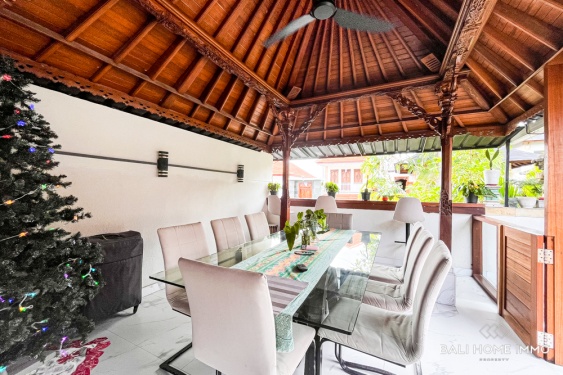 Image 6 from BEAUTIFUL 4 BEDROOMS FAMILY VILLA FOR SALE NEAR MELASTI BEACH