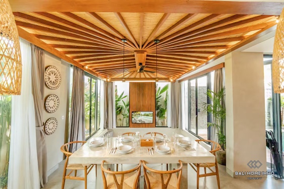 Image 5 from Beautiful 4 bedrooms villa for sale leasehold in Bali canggu berawa