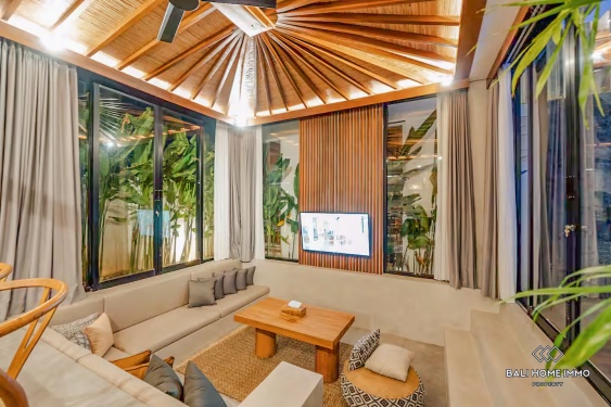 Image 2 from Villa indah 4 kamar dijual hak sewa di Bali canggu berawa