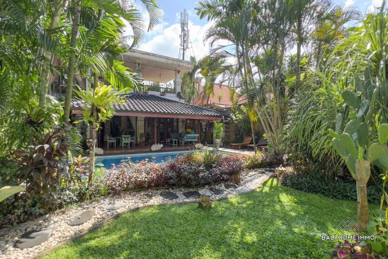 Image 2 from Beautiful 4 Bedrooms villa for sale leasehold in Bali Seminyak